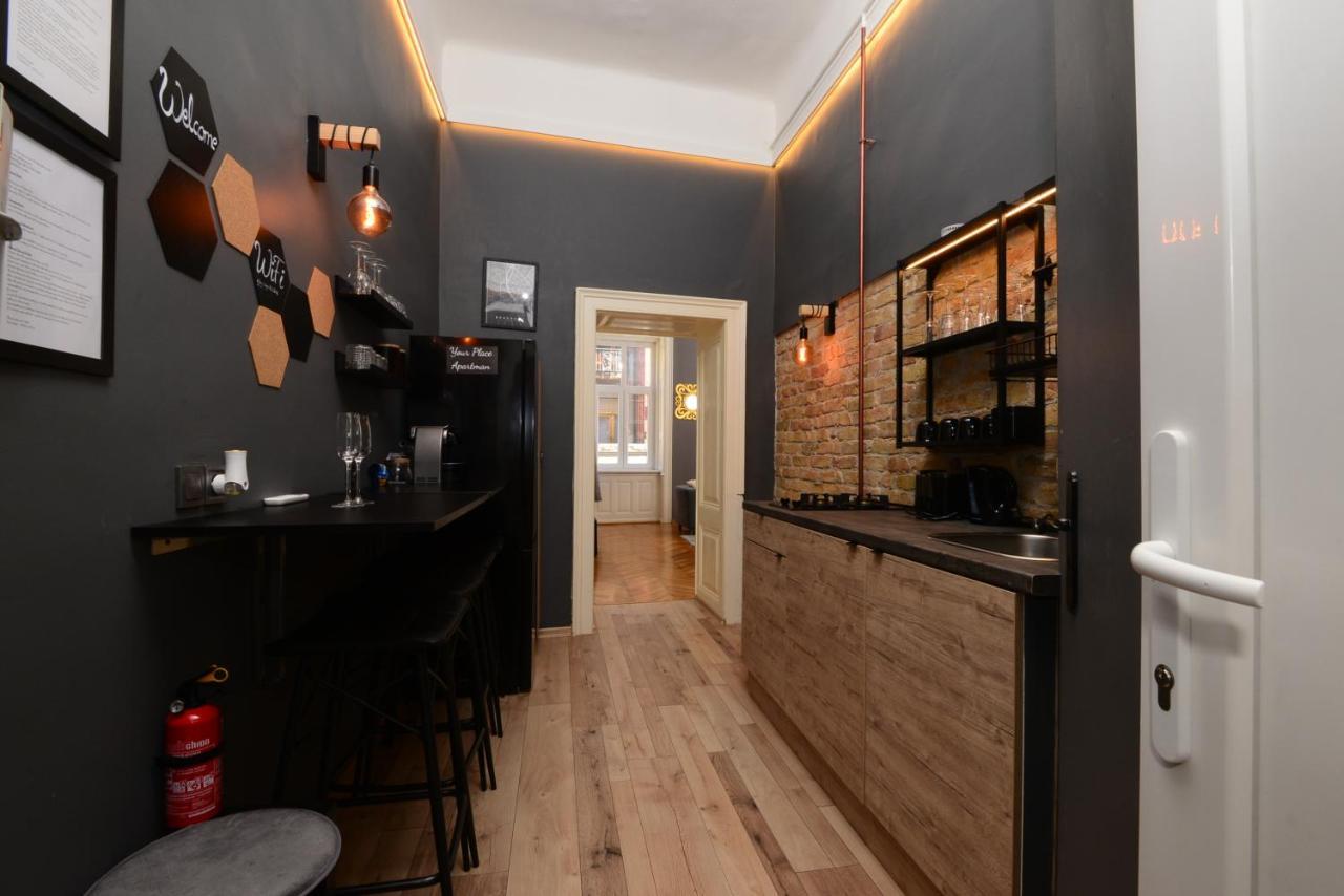 Your Place Apartman Budapest Exteriör bild
